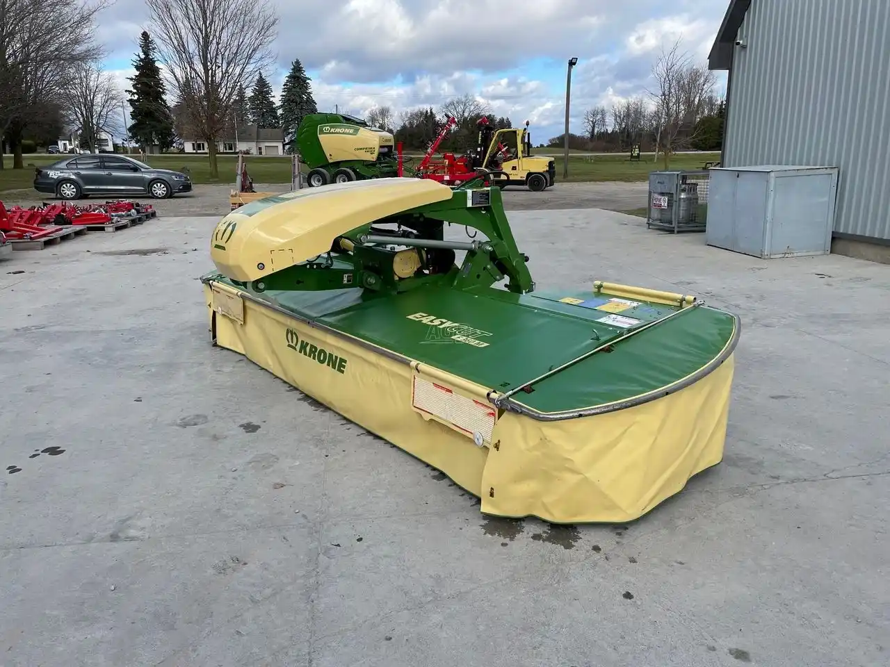 Gallery image 2 for 2022 Krone EASY CUT F 360 M Disc Mower Conditioner