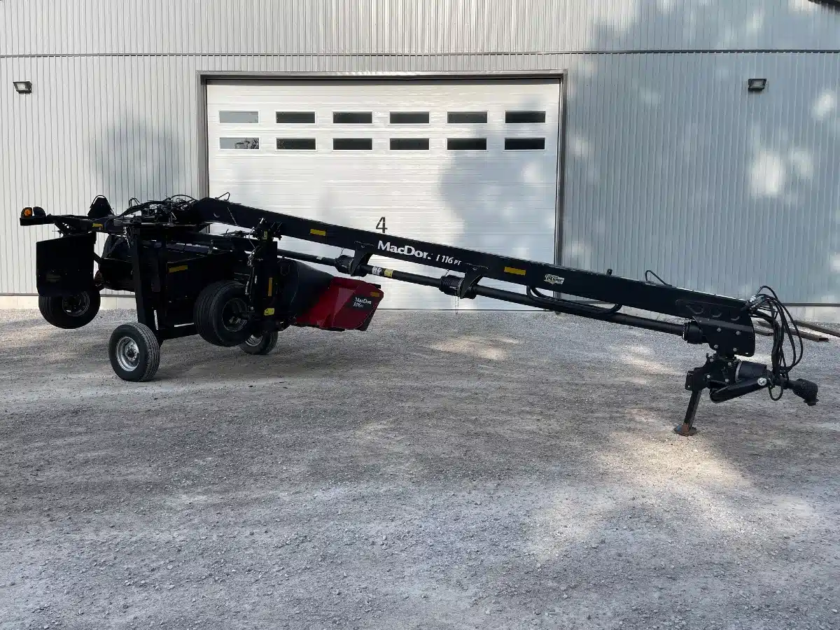 Gallery image 1 for Used 2017 MacDon R116 Disc Mower Conditioner