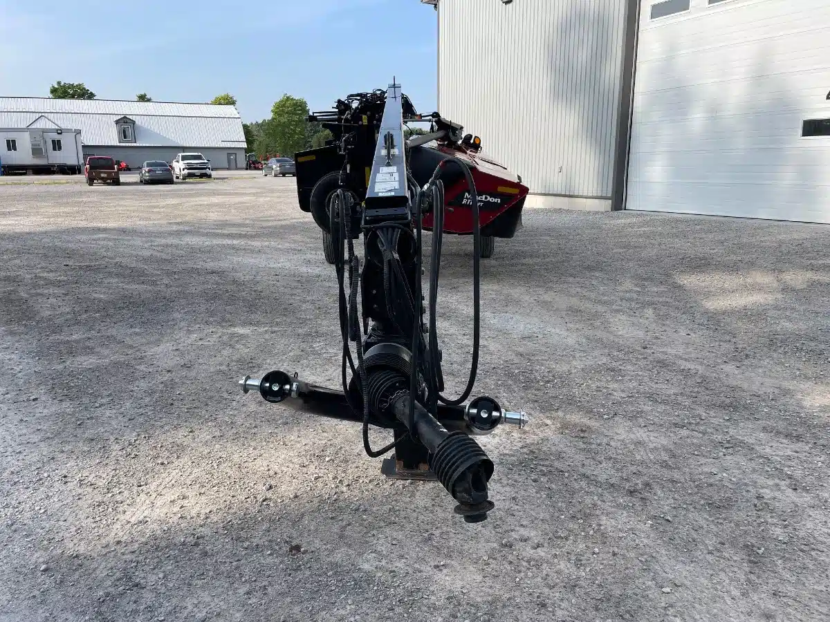 Gallery image 2 for Used 2017 MacDon R116 Disc Mower Conditioner