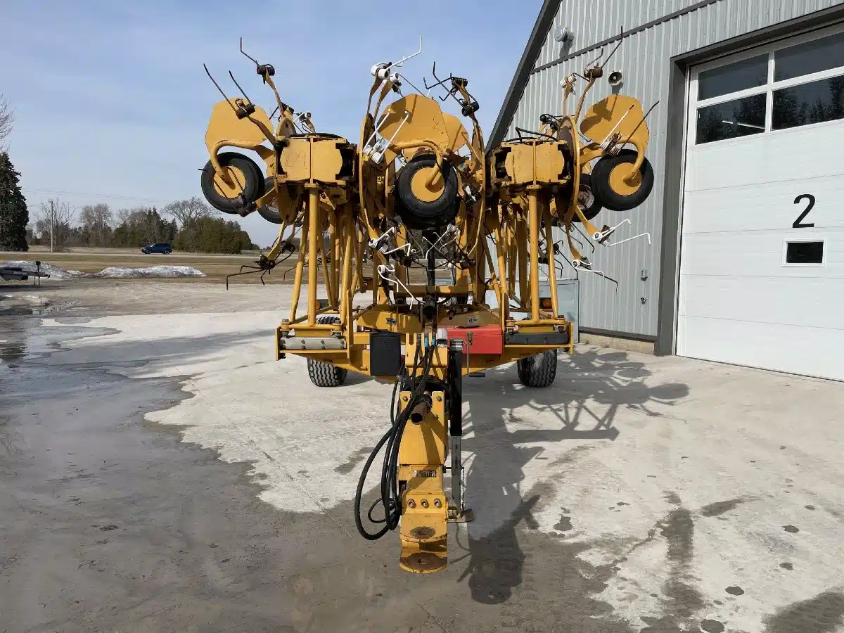 Gallery image 2 for Used 2012 Vermeer TE490 Tedder