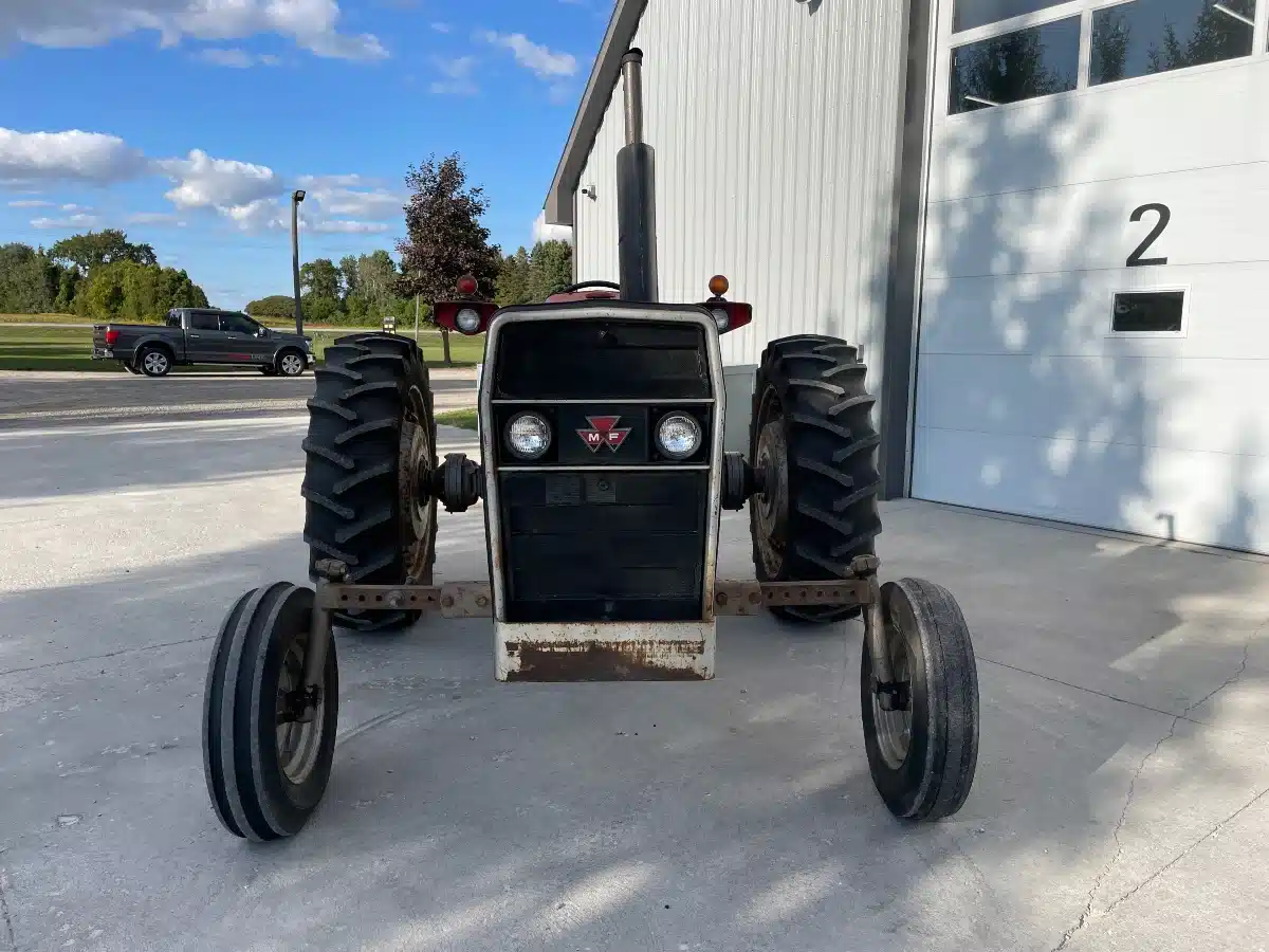 Gallery image 2 for Used Massey Ferguson 255 Tractor