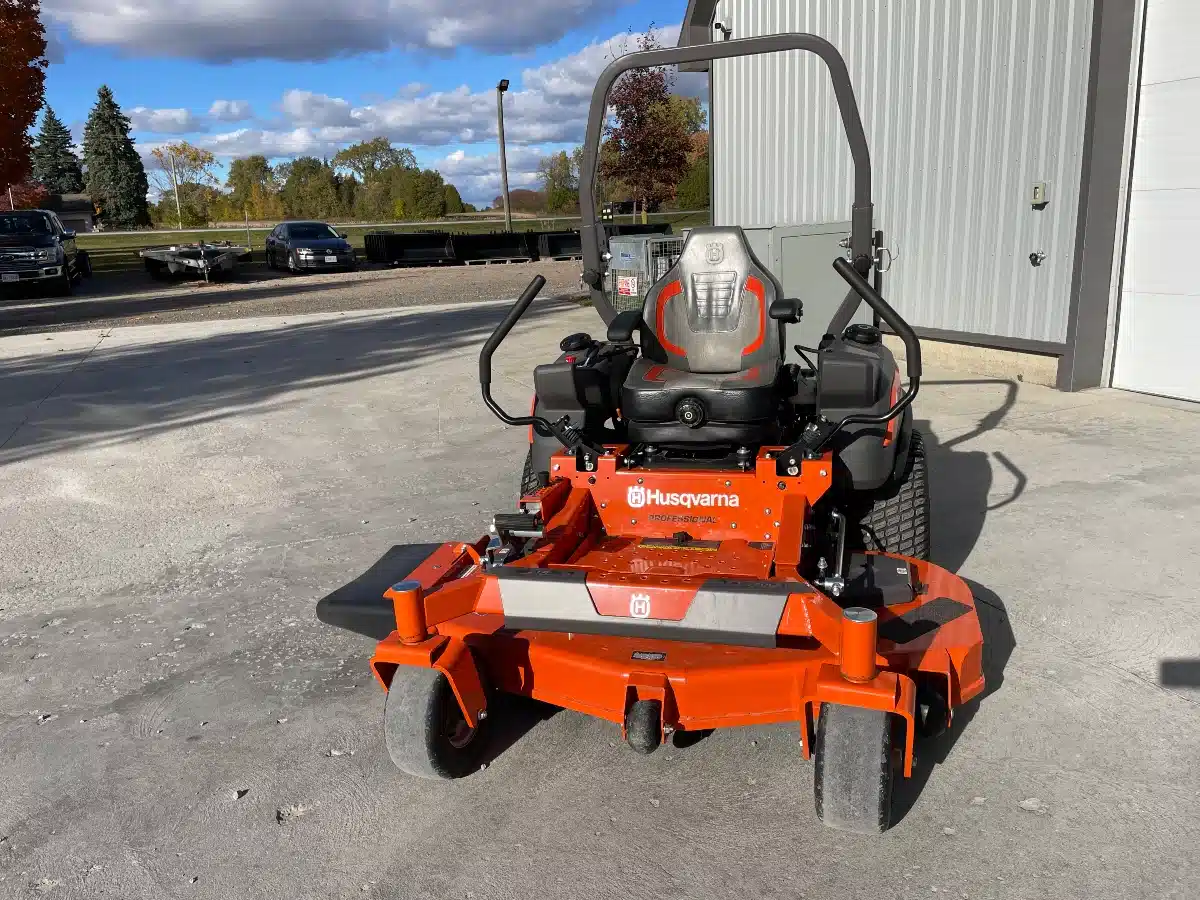 Gallery image 2 for New 2025 Husqvarna Z 560LS Mower - Zero Turn