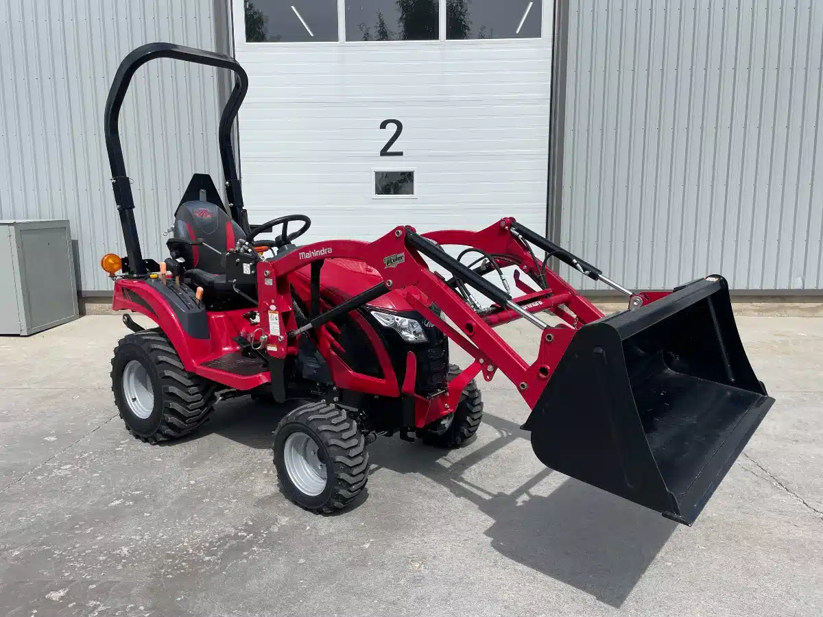 Gallery image 1 for Mahindra eMAX 20S HST Tractor