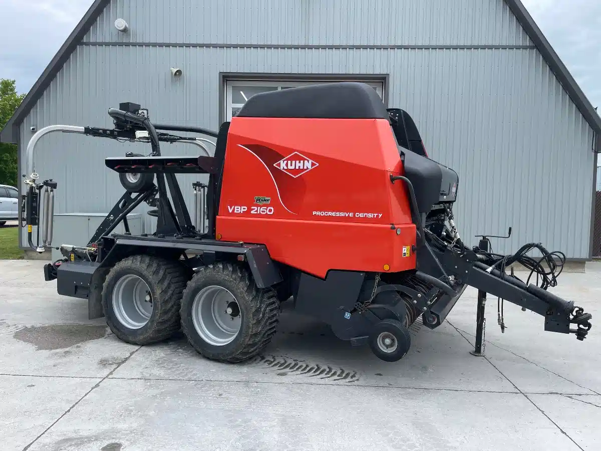 Photo de la Galerie 1 pour 2012 Kuhn VBP 2160 Presse à Balle Ronde