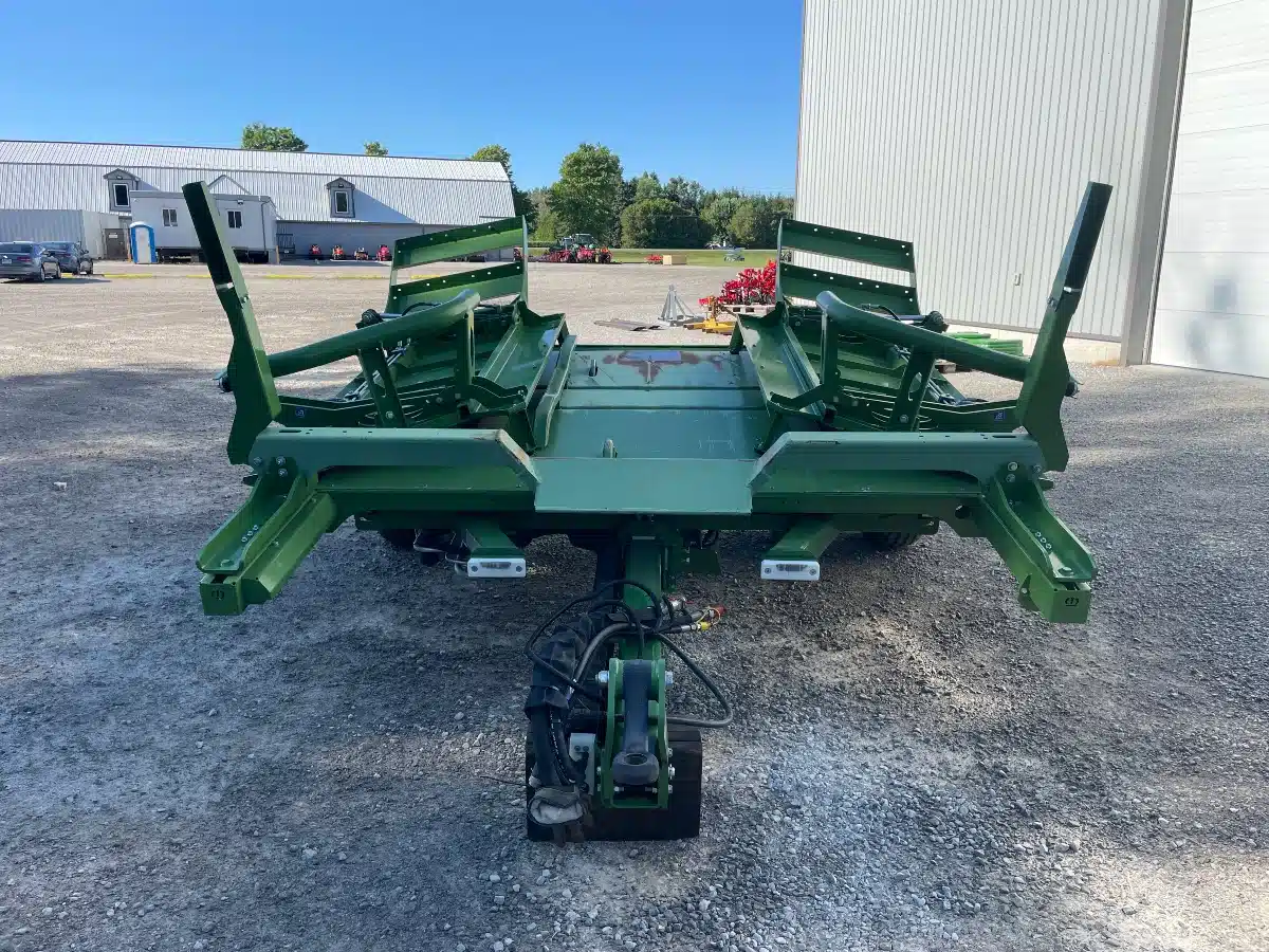 Gallery image 2 for 2018 Krone BaleCollect 1230 Bale Accumulator
