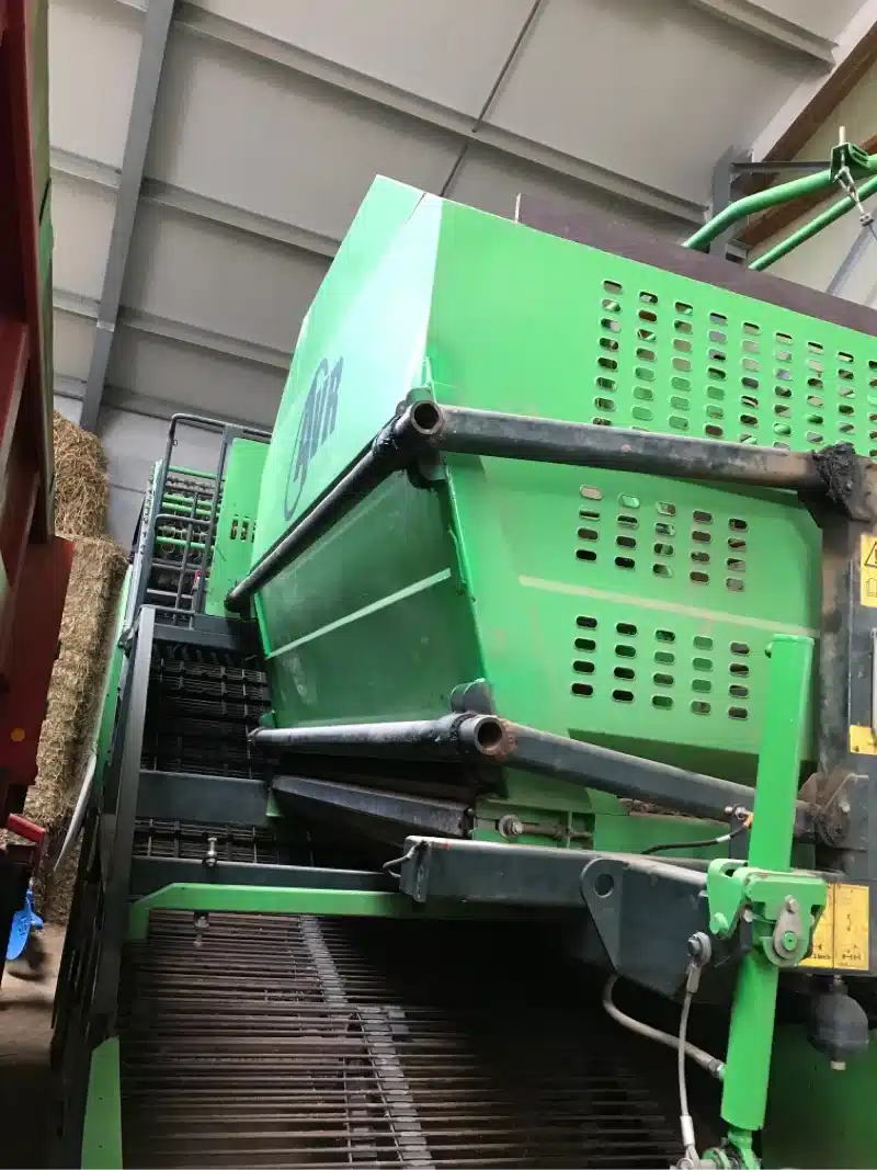 Gallery image 2 for 2013 AVR spirit 9200 CR Potato Harvester