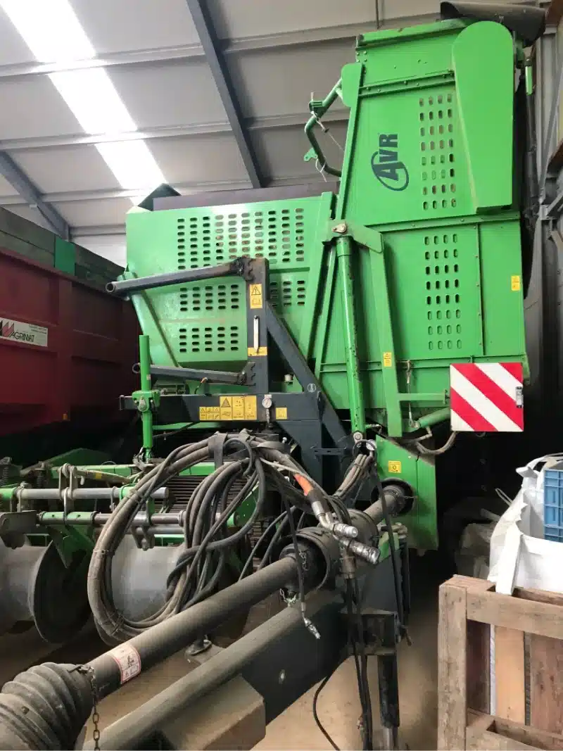 Gallery image 1 for 2013 AVR spirit 9200 CR Potato Harvester