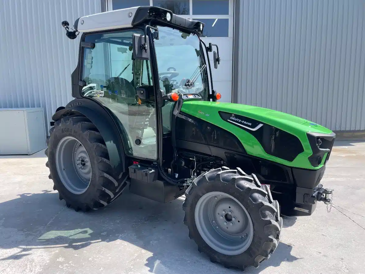 Photo de la Galerie 1 pour 2026 Deutz Fahr 5095DF Tracteur