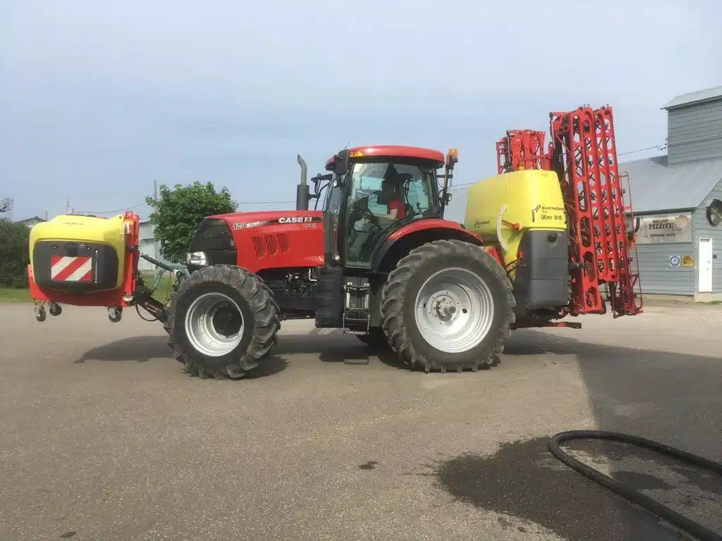 Used 2016 Kverneland Ixter b18 Sprayer - 3PT/Mounted