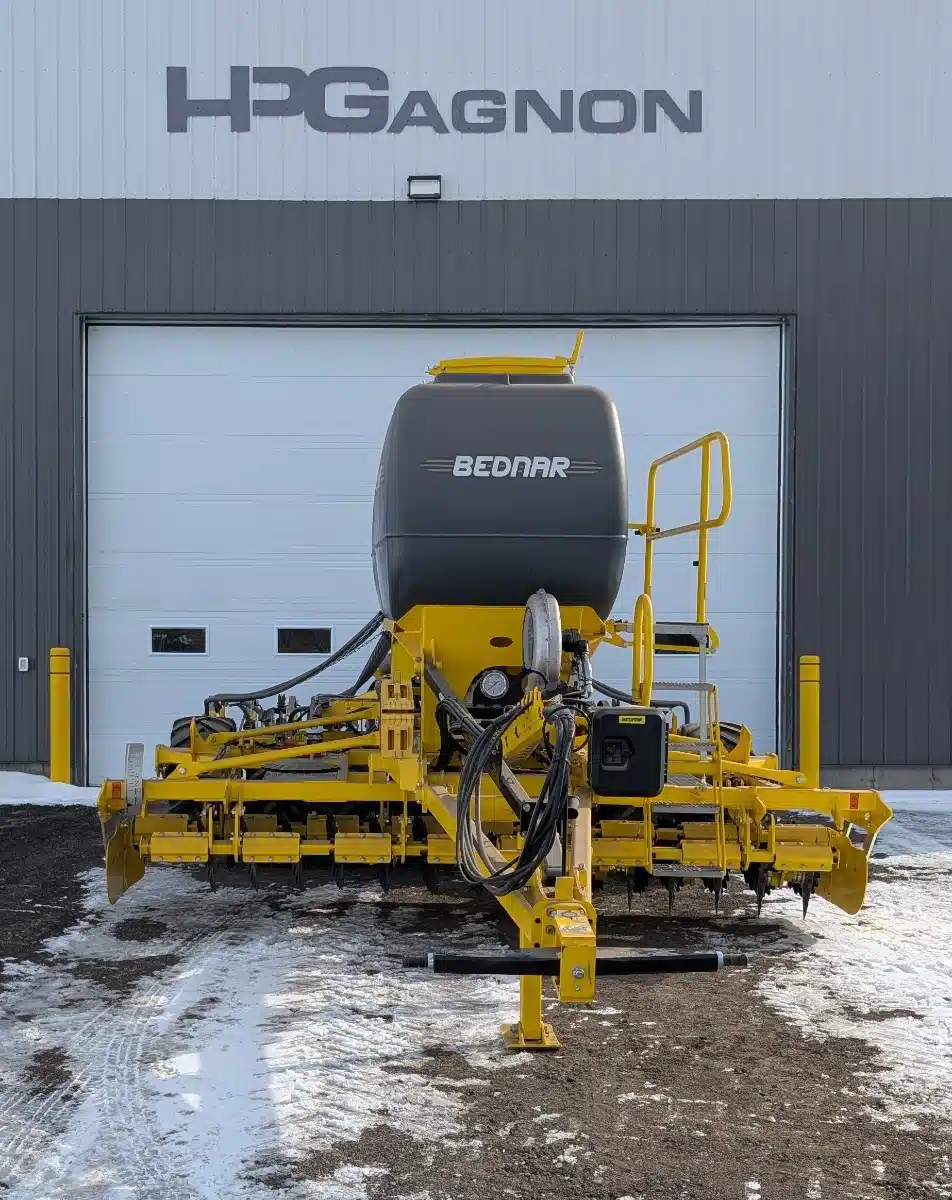 Gallery image 2 for 2025 Bednar Omega OO 4000 RFL Air Seeder