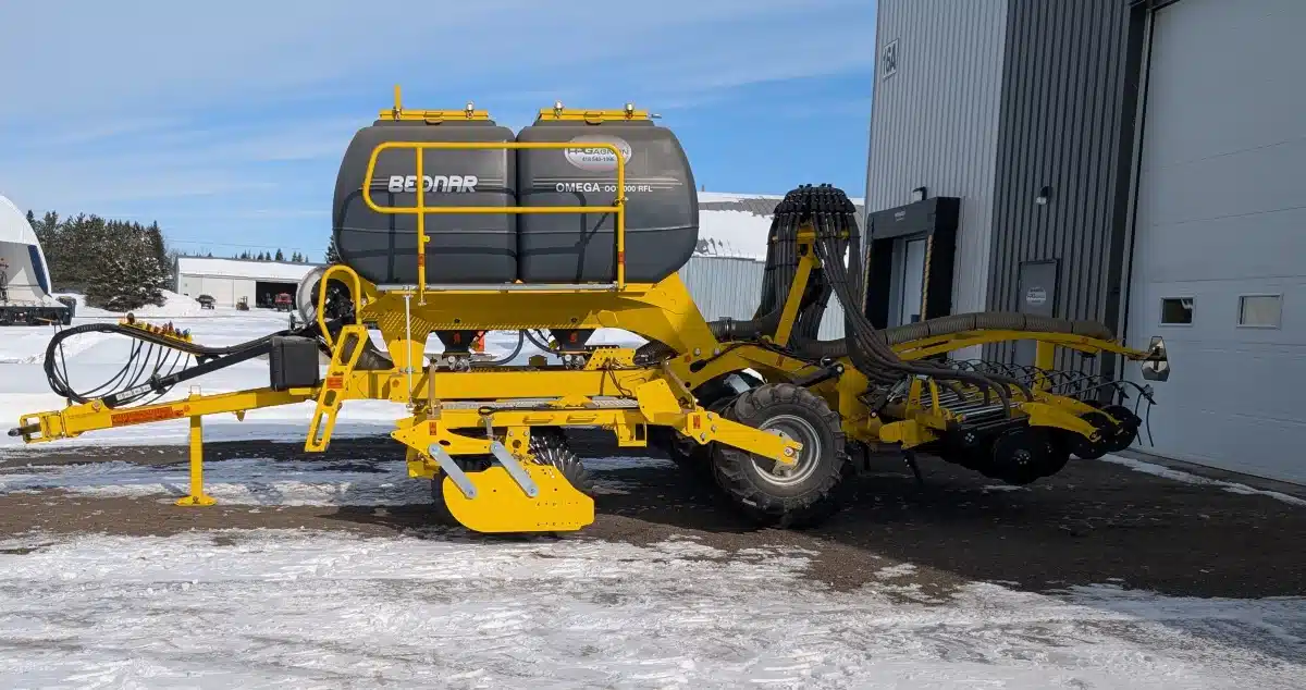 Gallery image 1 for 2025 Bednar Omega OO 4000 RFL Air Seeder