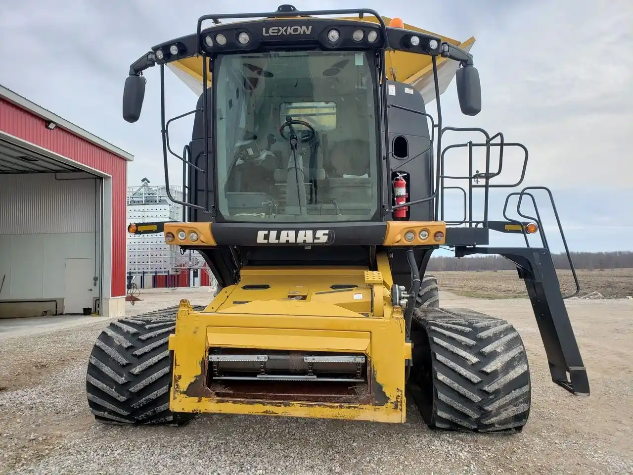 Gallery image 2 for Used 2010 CLAAS LEXION 740TT Combine