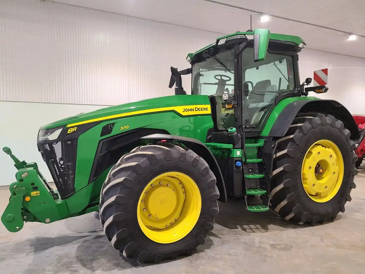 Gallery image 1 for Used 2021 John Deere 8R 370 Tractor