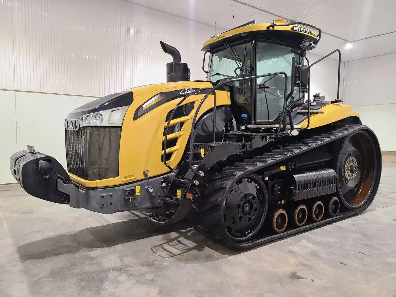 Gallery image 1 for Used 2018 Challenger MT875E Tractor
