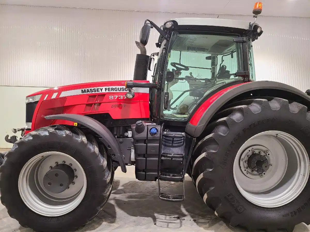 Image for Used 2015 Massey Ferguson 8737 Tractor