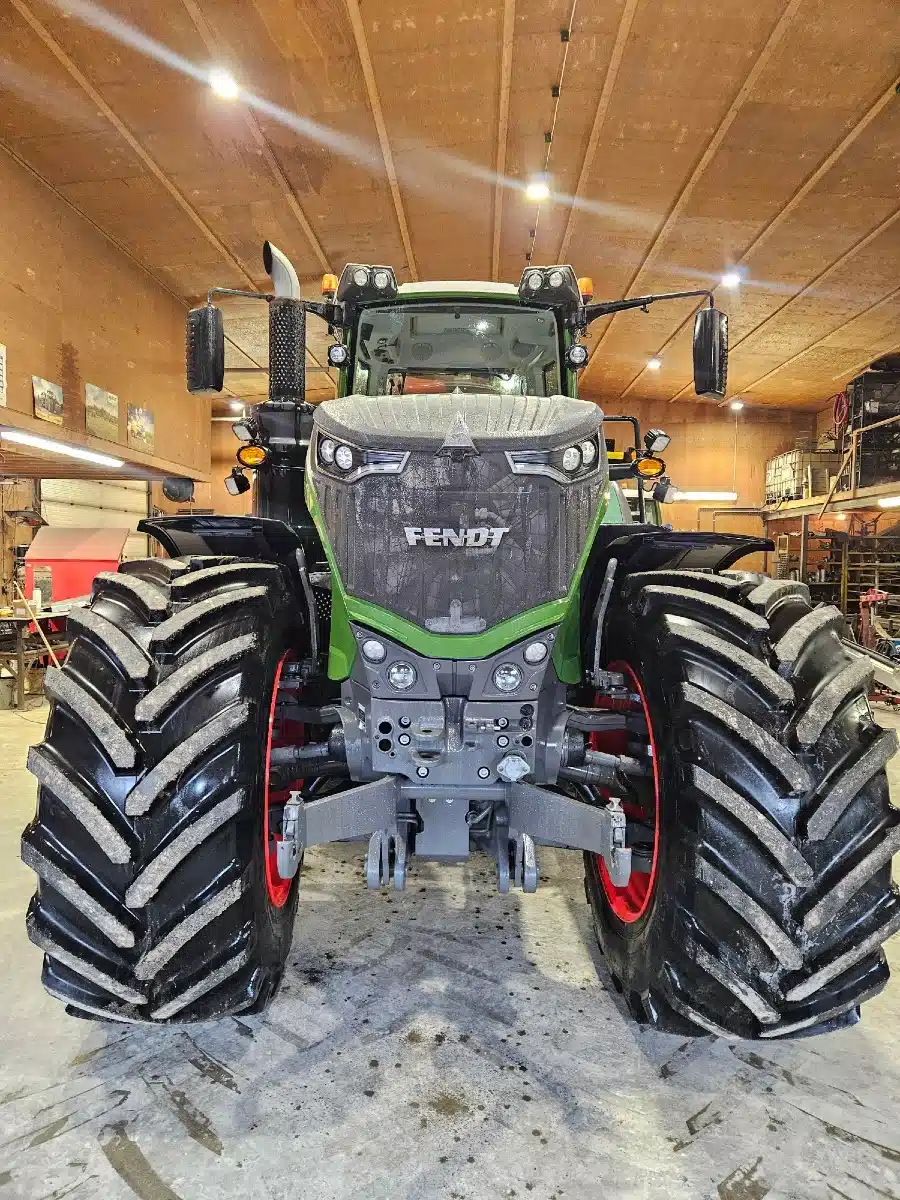 Gallery image 2 for 2019 Fendt 1042 VARIO Tractor