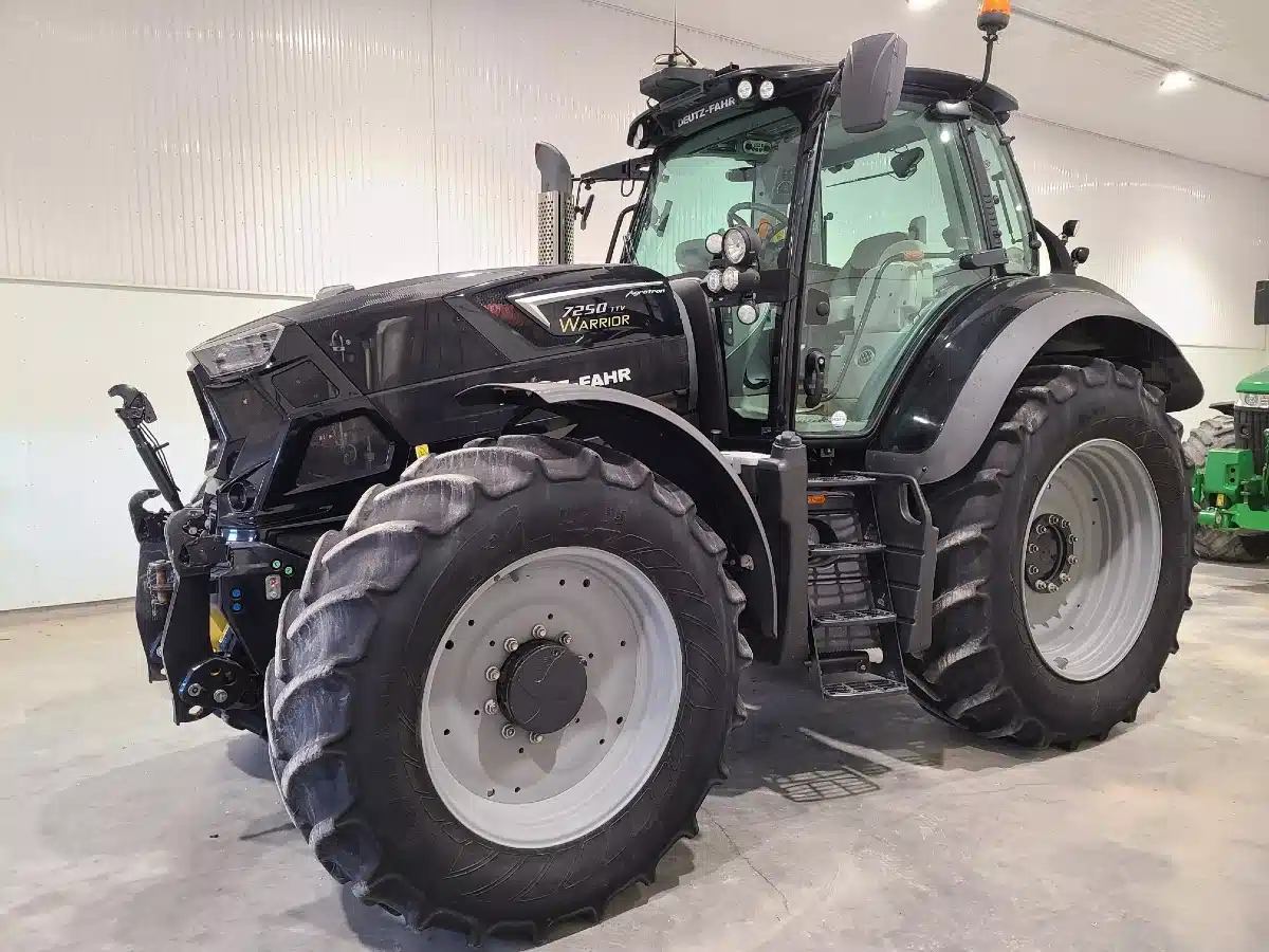 Image pour Usagé 2019 Deutz Fahr 7250 TTV WARRIOR Tracteur