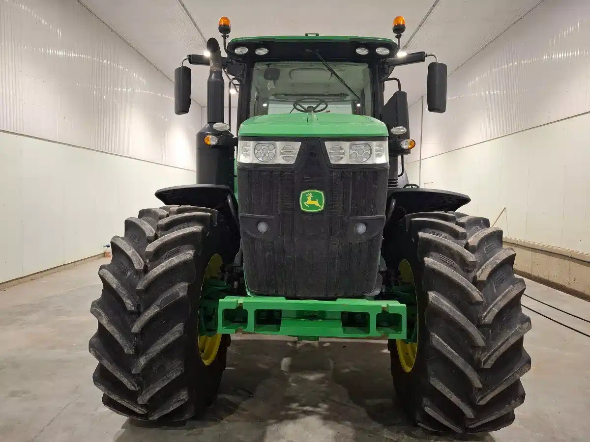 Gallery image 2 for Used 2018 John Deere 7270R Tractor
