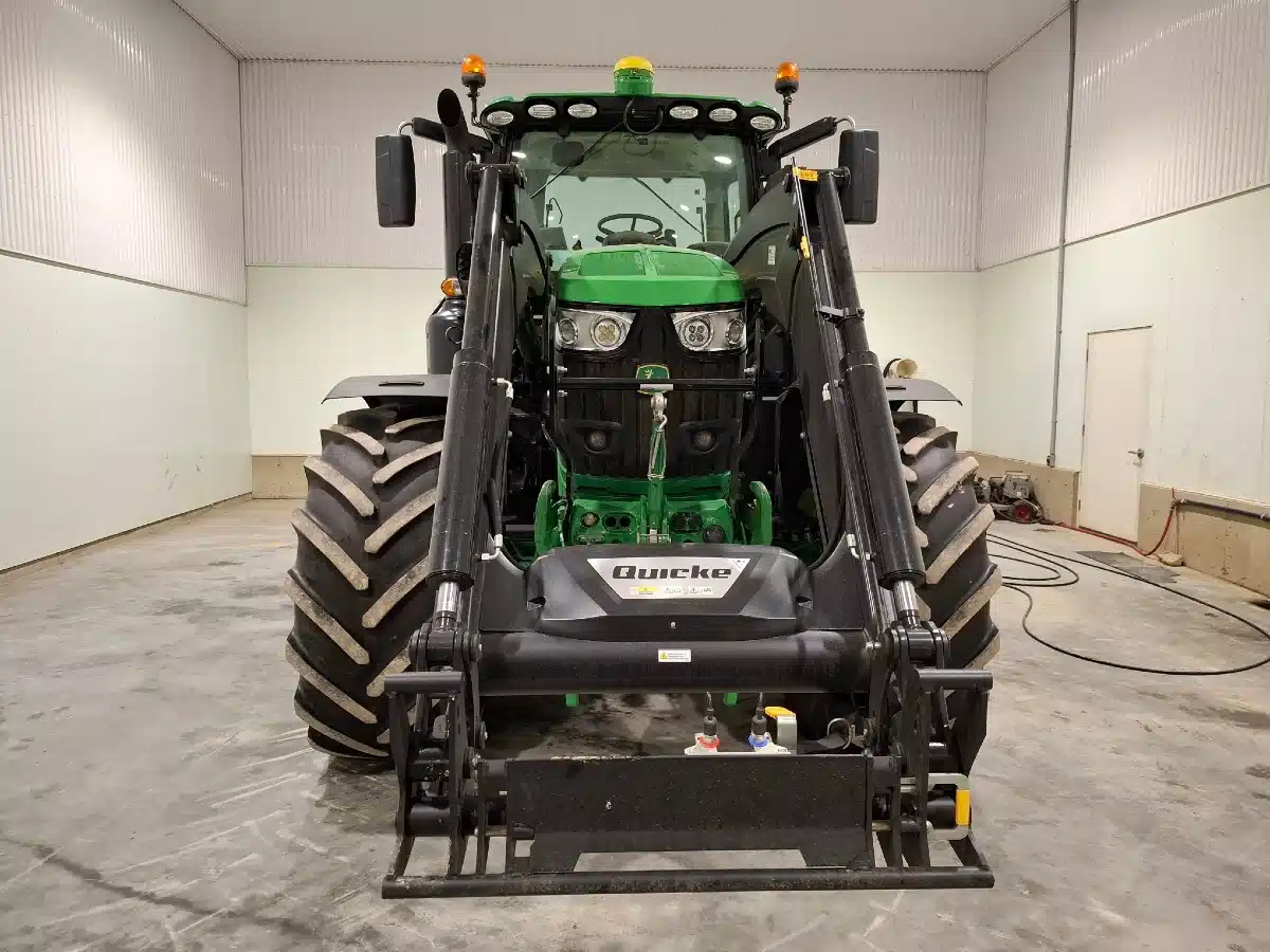 Gallery image 2 for Used 2018 John Deere 6250R Tractor