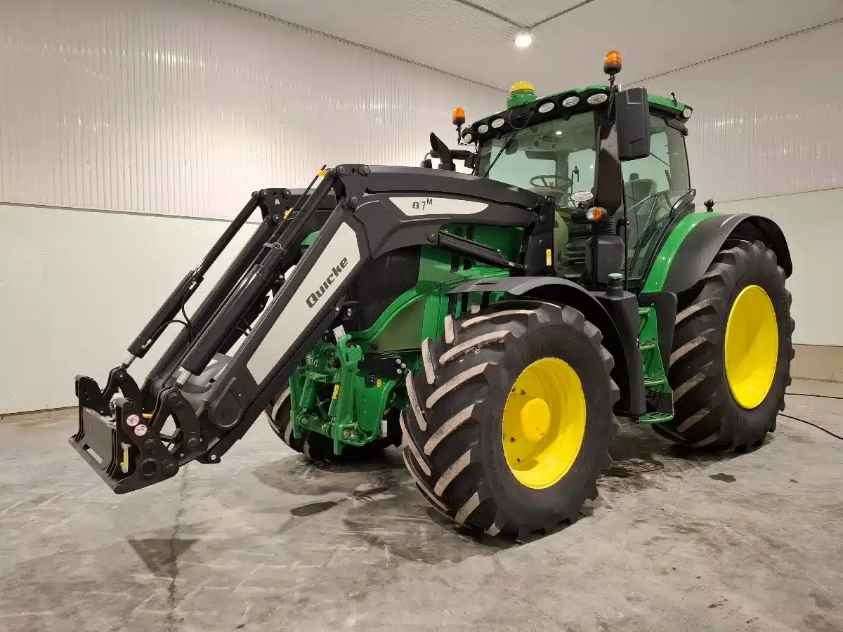 Gallery image 1 for Used 2018 John Deere 6250R Tractor