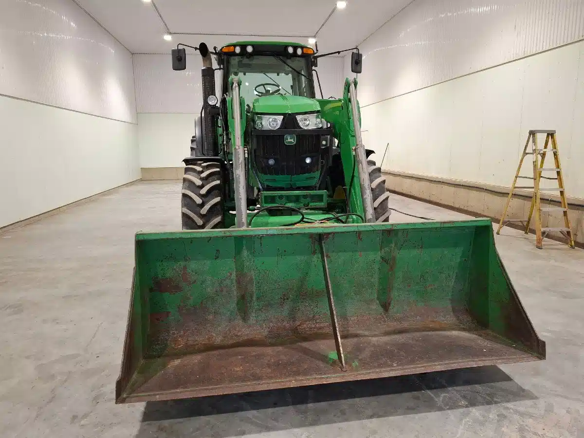 Gallery image 2 for 2015 John Deere 6170M Tractor