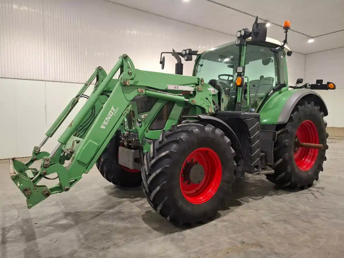 Gallery image 1 for 2014 Fendt 714 VARIO Tractor