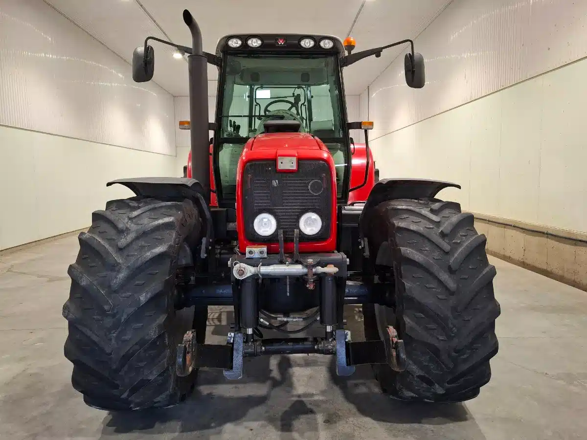 Gallery image 2 for Used 2004 Massey Ferguson 6480 Tractor