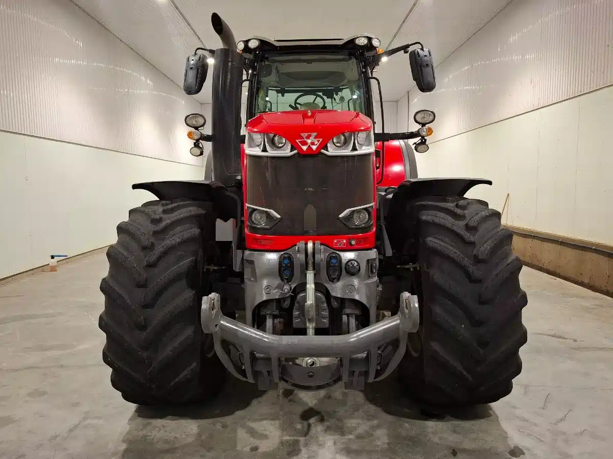 Gallery image 2 for 2018 Massey Ferguson 8740 S Tractor