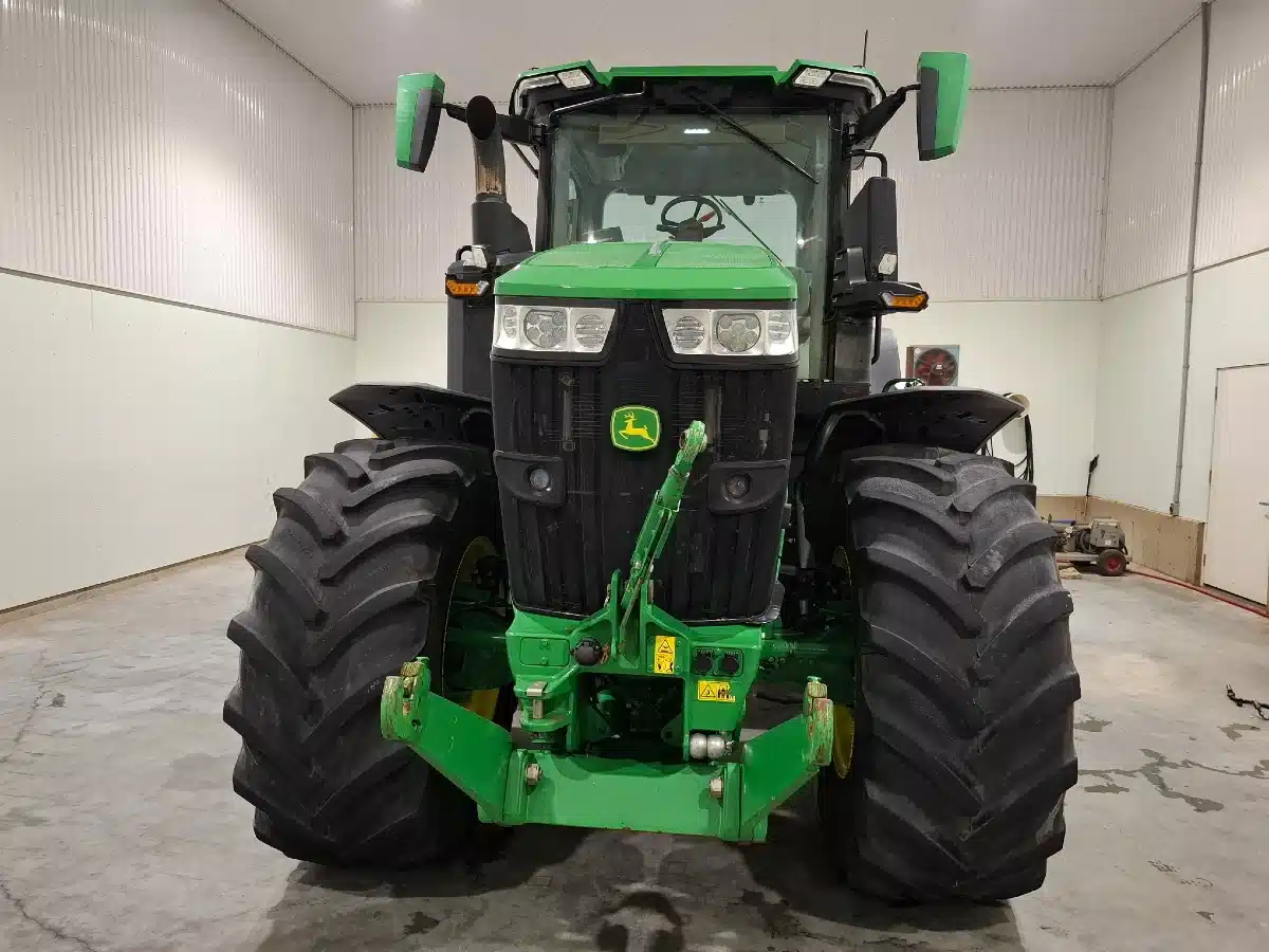 Gallery image 2 for 2021 John Deere 7R 310 Tractor
