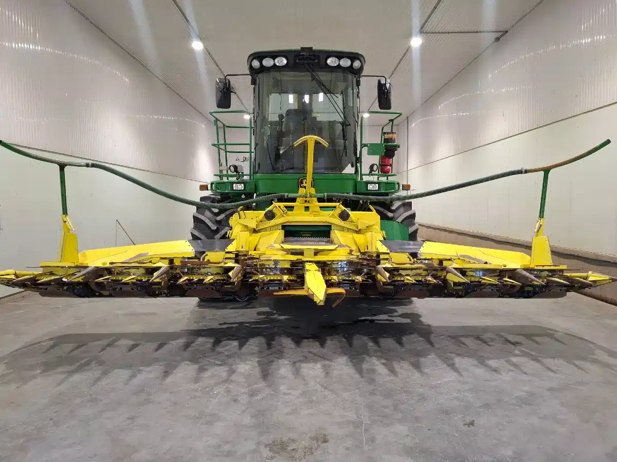 Gallery image 2 for 2015 John Deere 7480i Forage Harvester