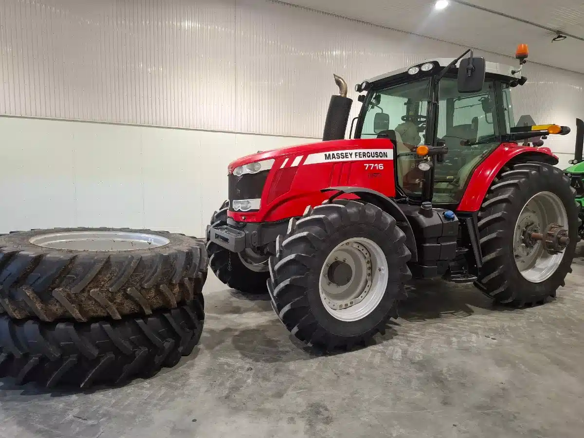 Gallery image 1 for 2016 Massey Ferguson 7716 Tractor