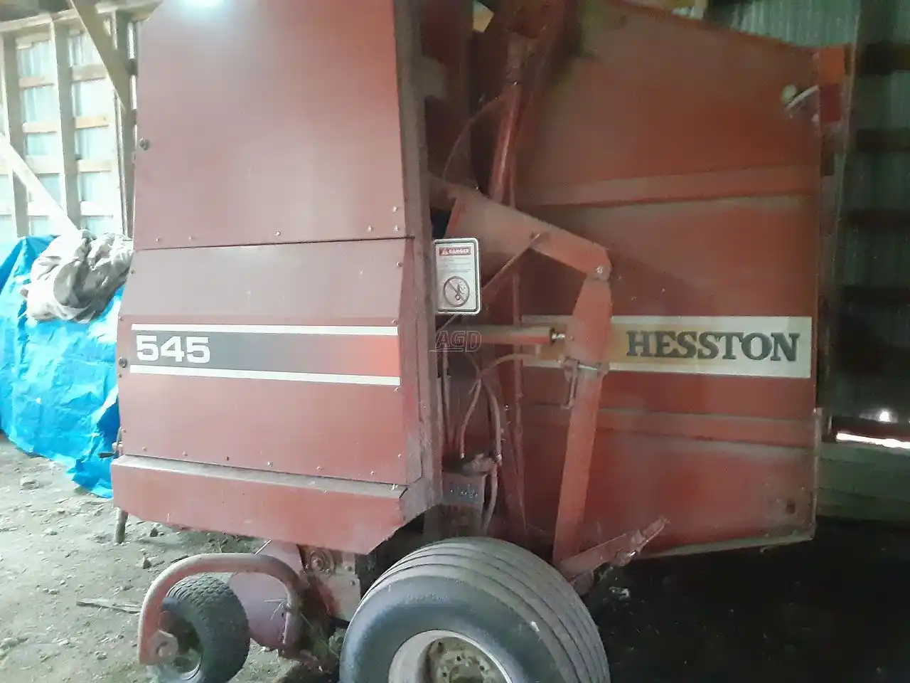 Gallery image 2 for Used Hesston 545 Round Baler