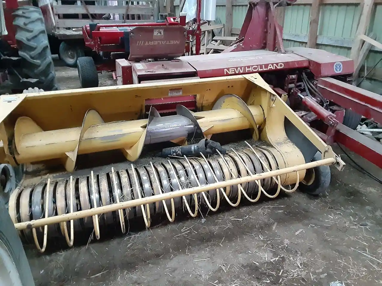 Gallery image 2 for New Holland 790 Forage Harvester