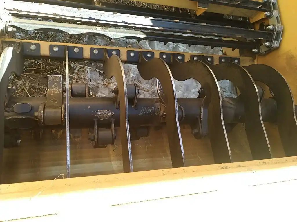 Gallery image 2 for Used 2022 Tubeline Manufacturing Ltd BALEBOSS R Bale Processor