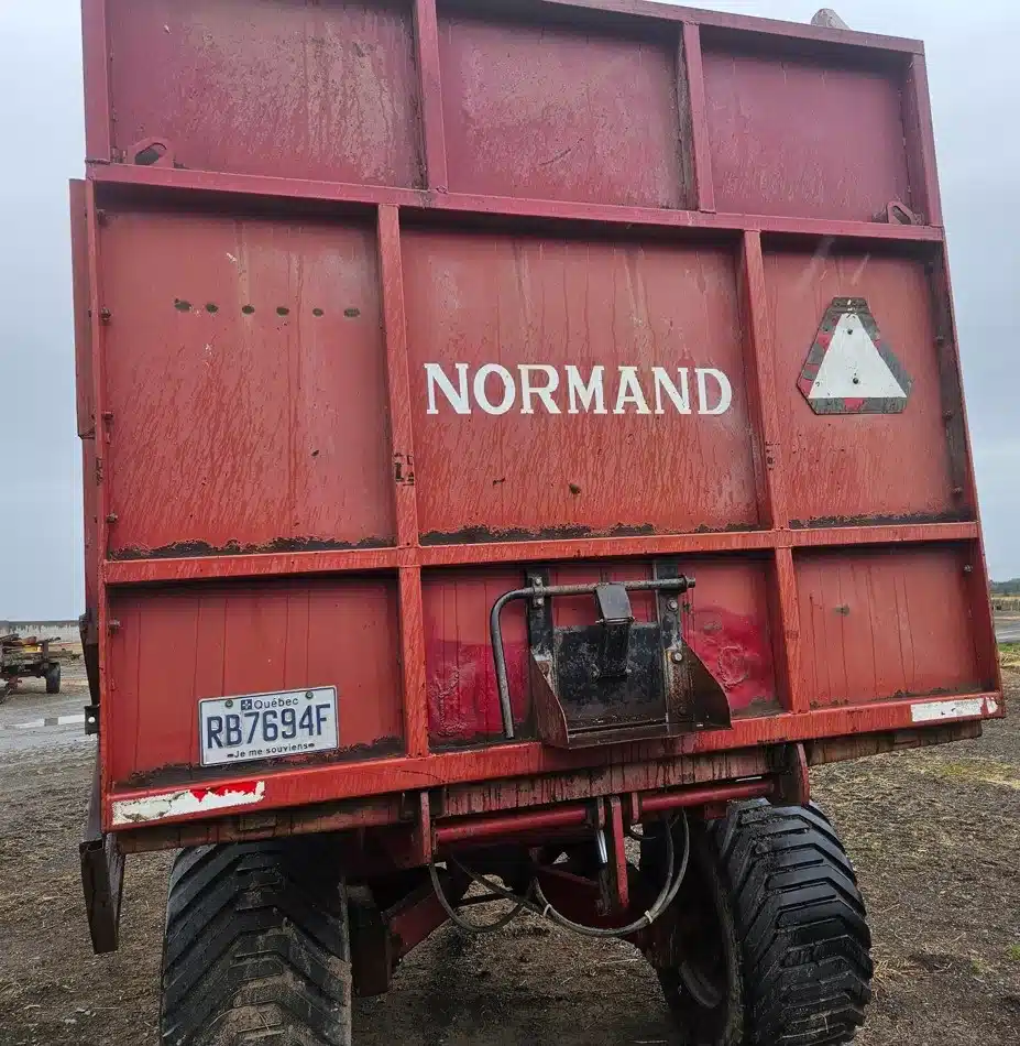 Gallery image 2 for Used Normand 3016 Trailer - Tilt Deck