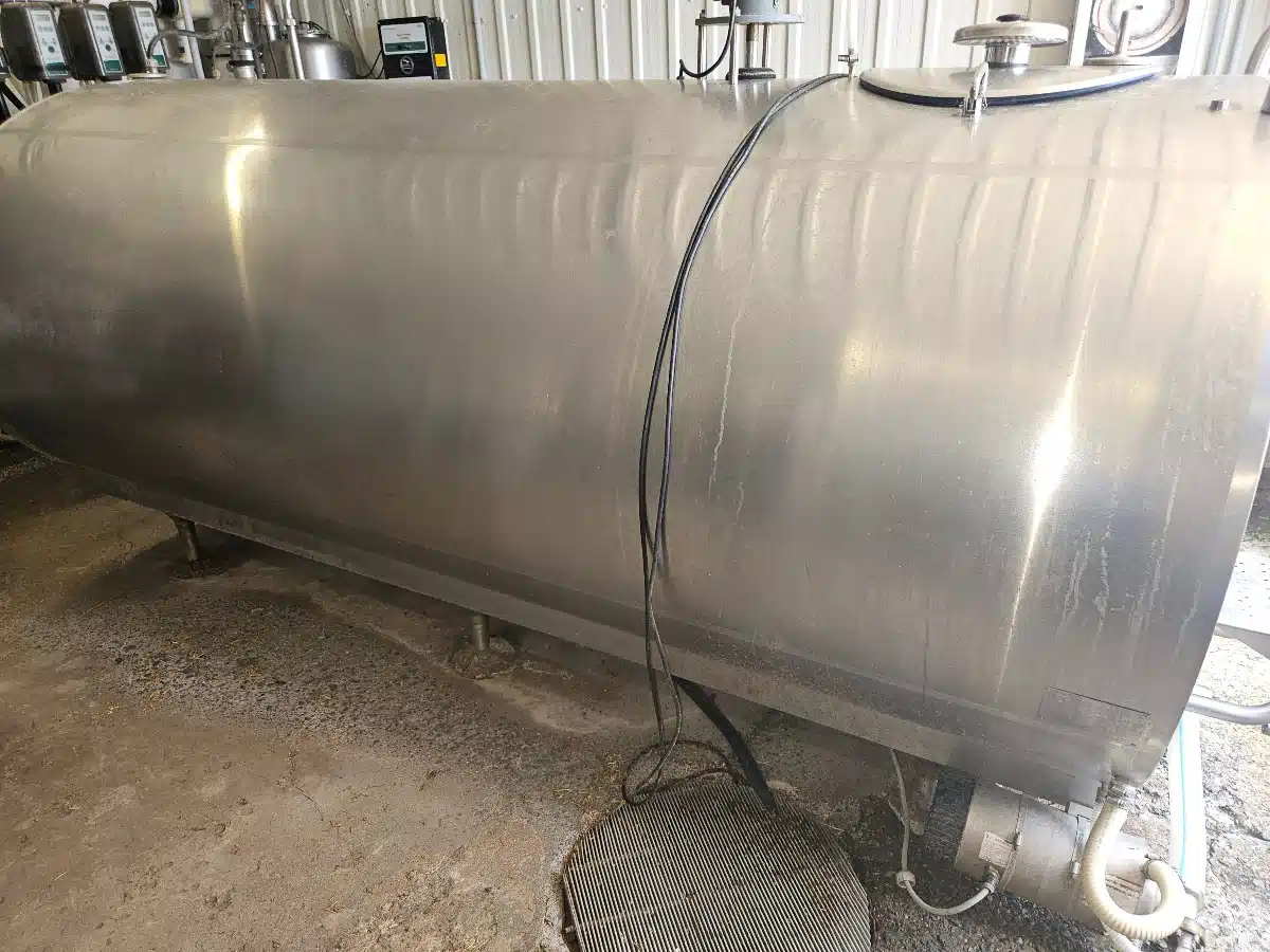 Used Bou-Matic 1000 gallons Tank