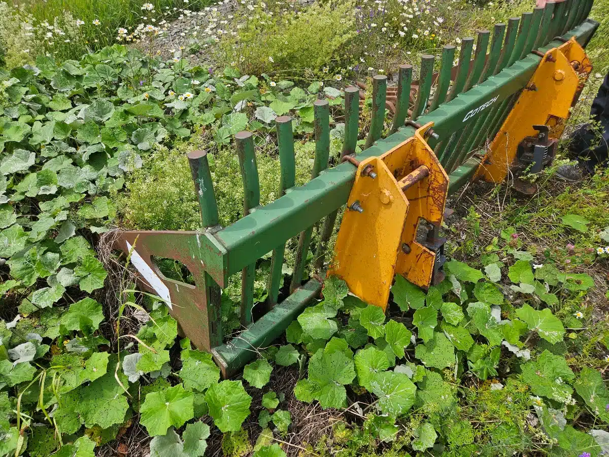 Gallery image 2 for Used Cotech FR84 Stone Fork