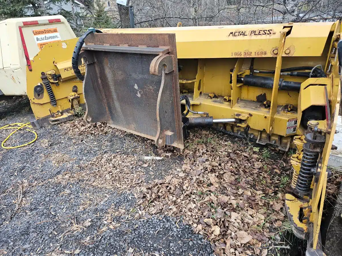 Gallery image 2 for Used Metal Pless ct1048-18 Snow Blade