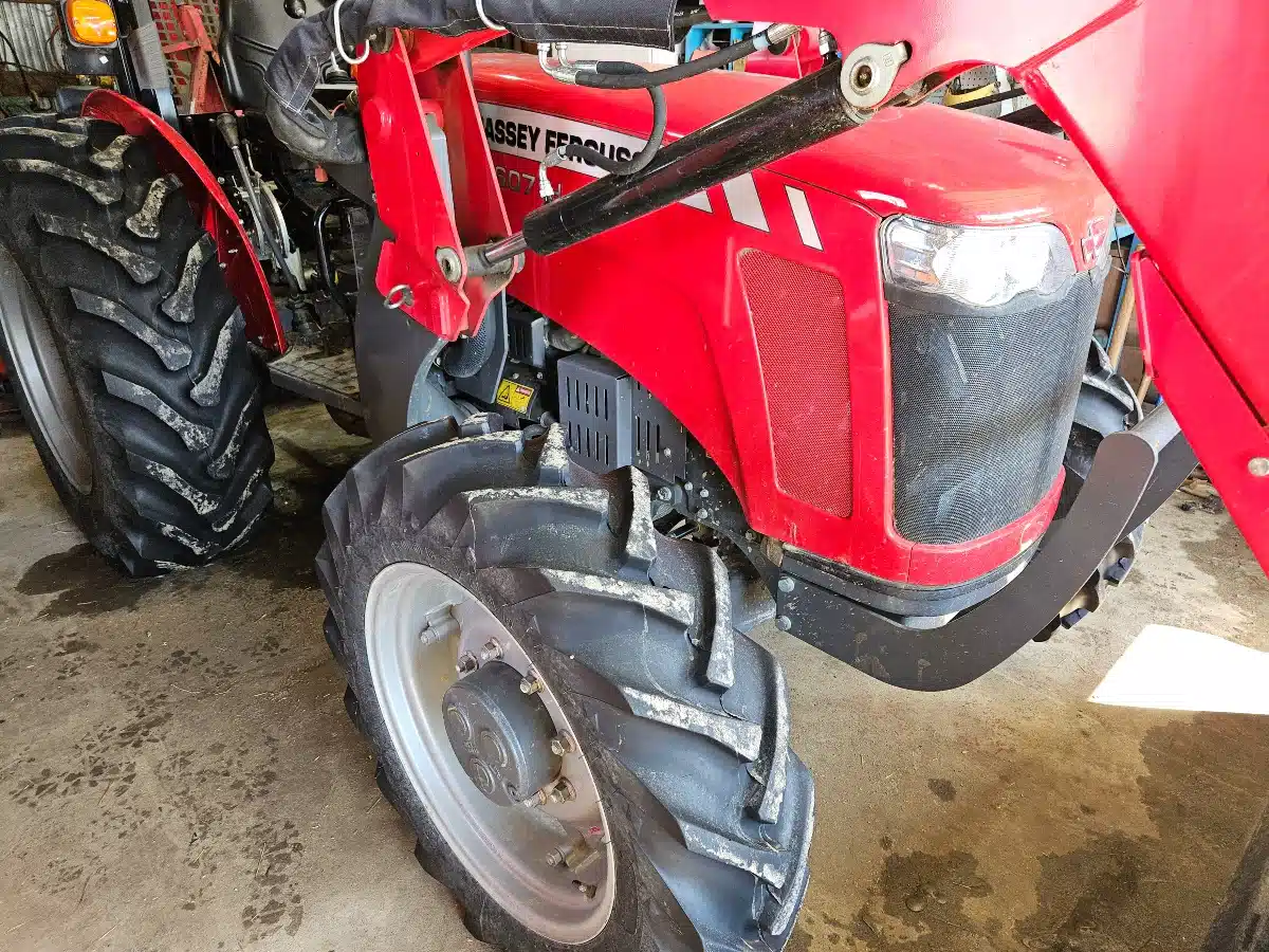 Gallery image 2 for Used 2024 Massey Ferguson 2607H Tractor