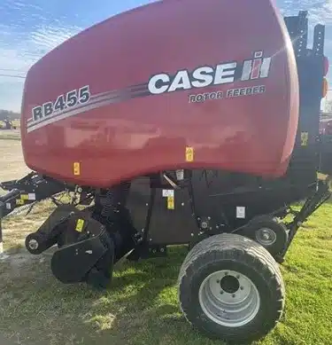 Gallery image 1 for Used Case IH RB455 Round Baler