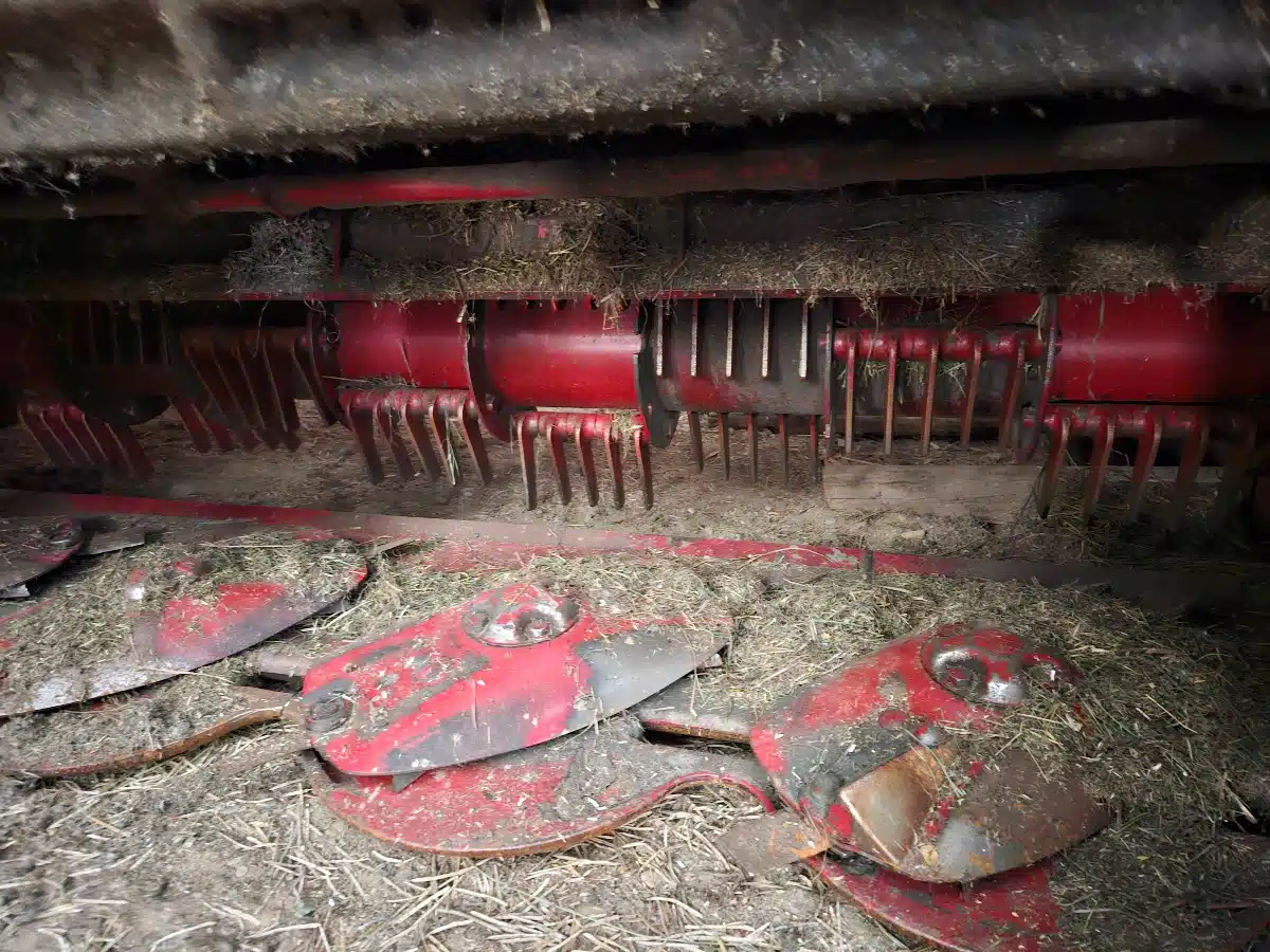 Gallery image 2 for Used Case IH DC135 Disc Mower Conditioner