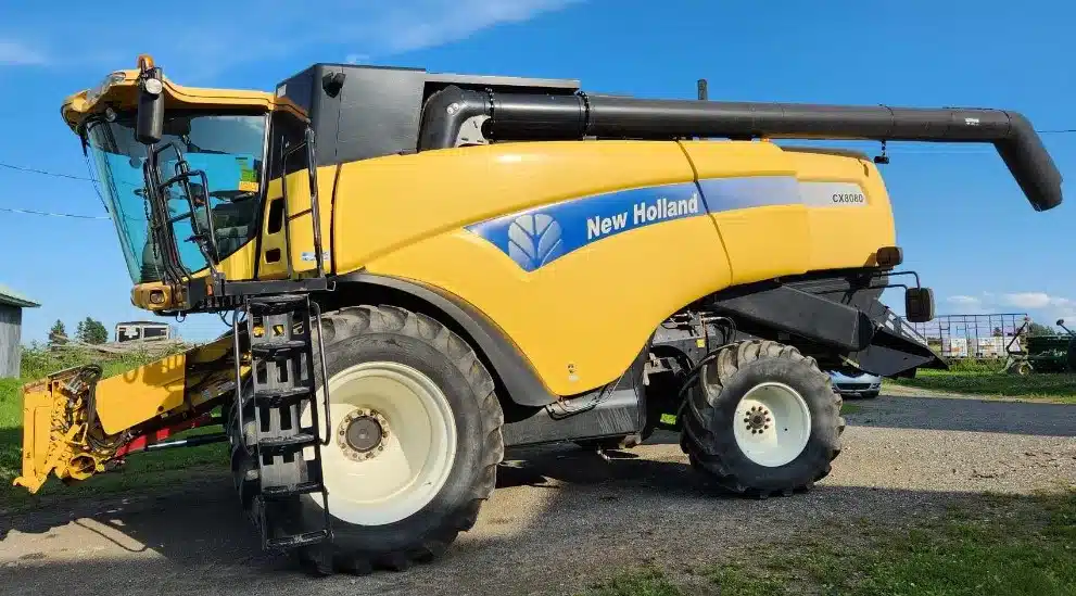 Gallery image 1 for Used 2008 New Holland CX8080 Combine