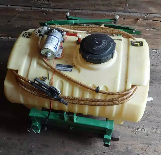 Gallery image 1 for Used MS Gregson 25 GALLON Sprayer - Pull Type