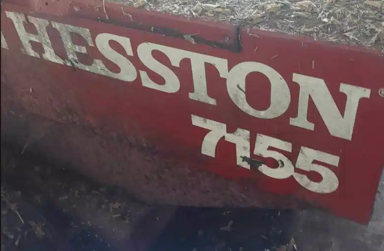 Gallery image 2 for Used Hesston 7155 Forage Harvester