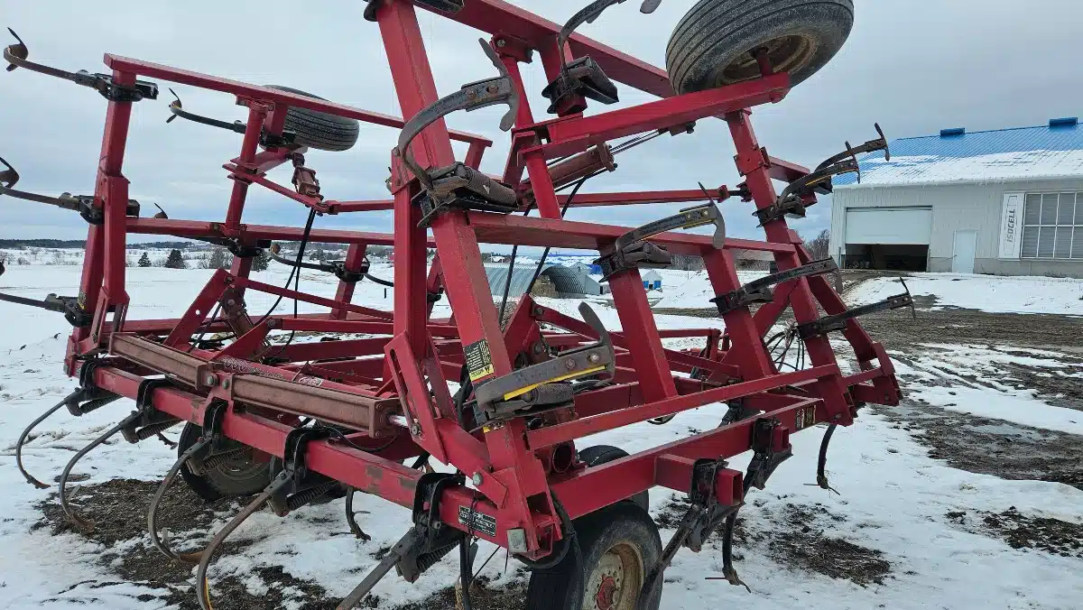 Gallery image 2 for Used Case IH 4800 Cultivator