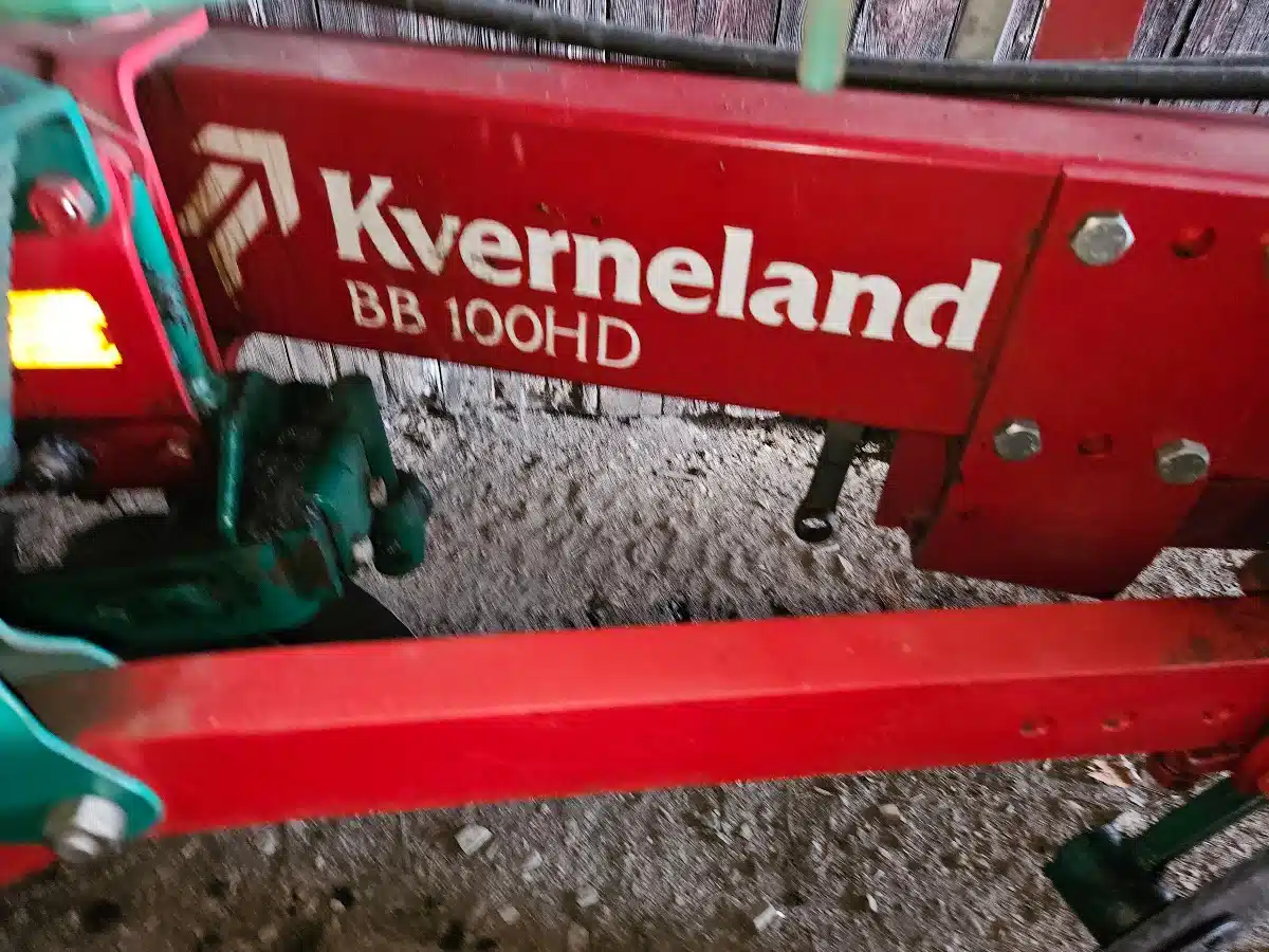 Gallery image 2 for Used Kverneland BB100 Plow