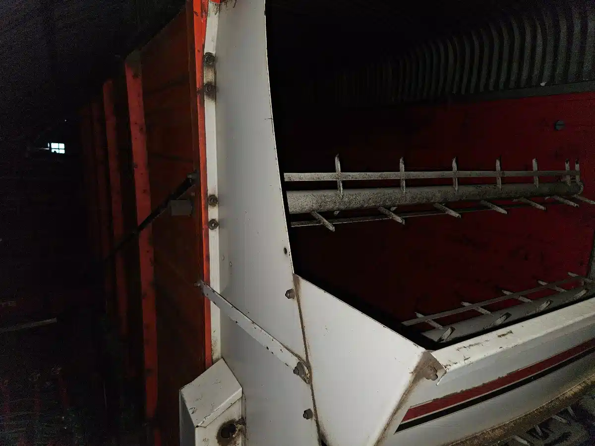 Gallery image 2 for Used Dion 1016SE Forage Box