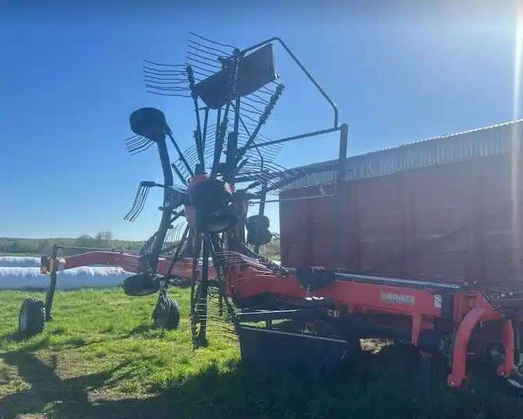 Gallery image 2 for Used 2016 Kubota RA2069 Vario Rake