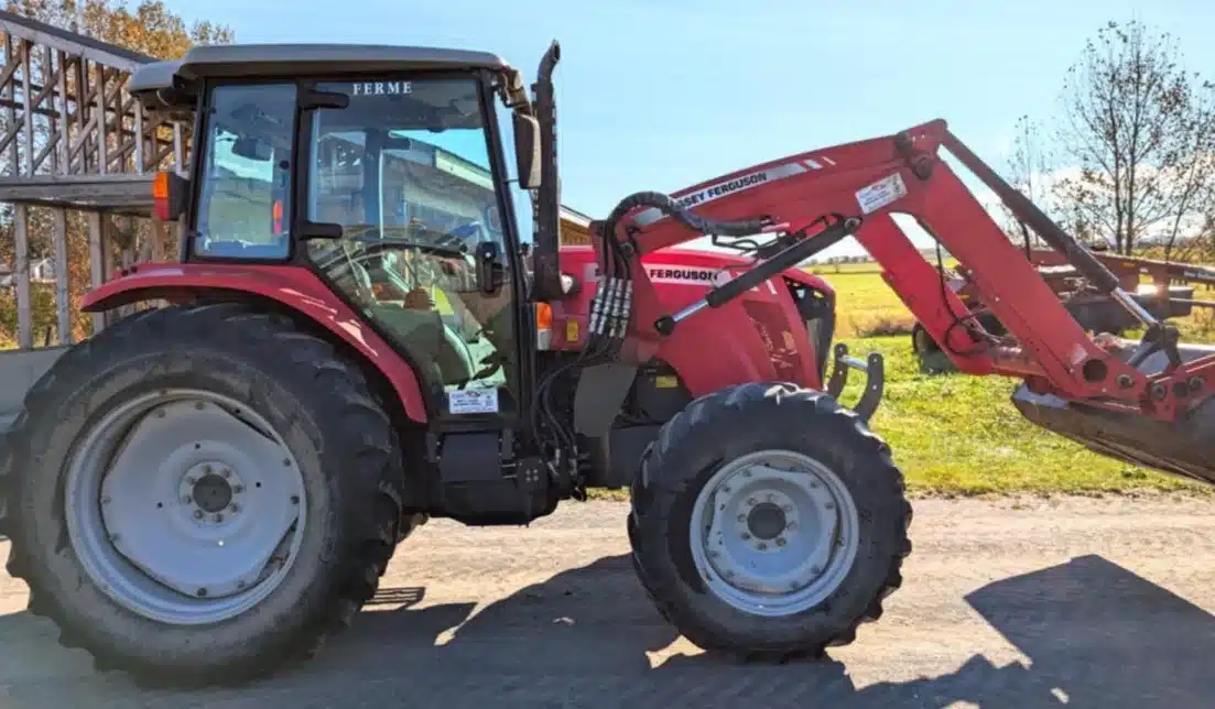 Gallery image 1 for Used 2014 Massey Ferguson 4610 Tractor