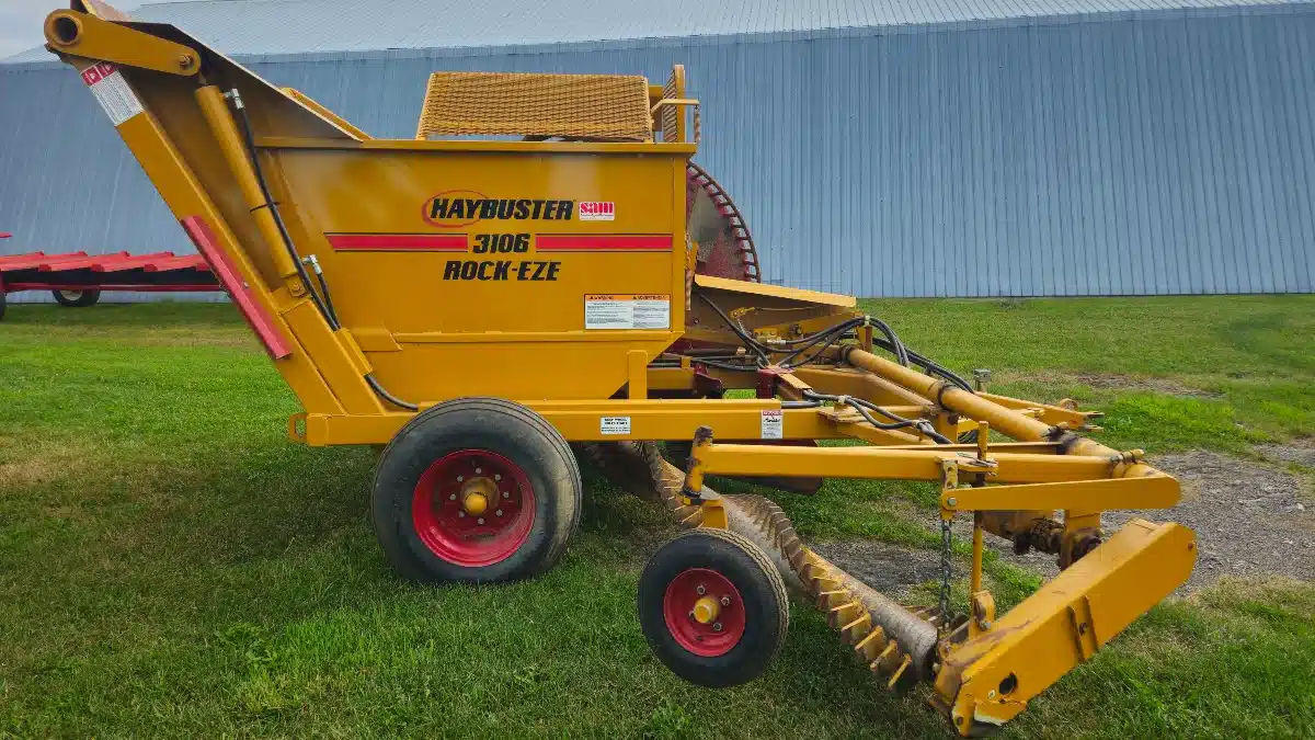 Gallery image 1 for Used Haybuster 3106 ROCK-EZE Rock Picker